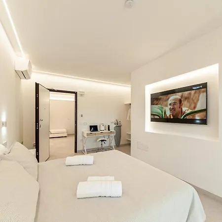 Lux B&beach Sardvs Guest house
