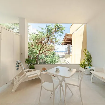 Lux B&beach Sardvs Guest house